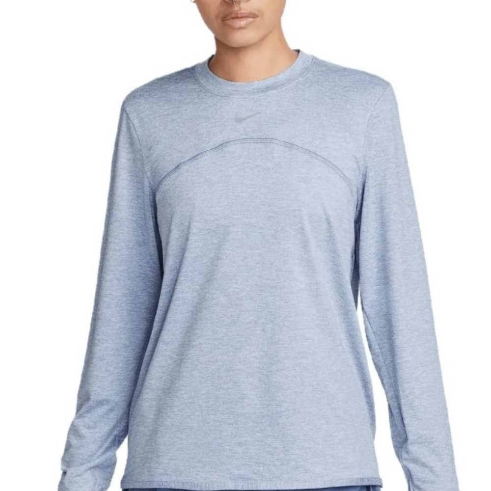 Nike Women's Blue Long Sleeve Top